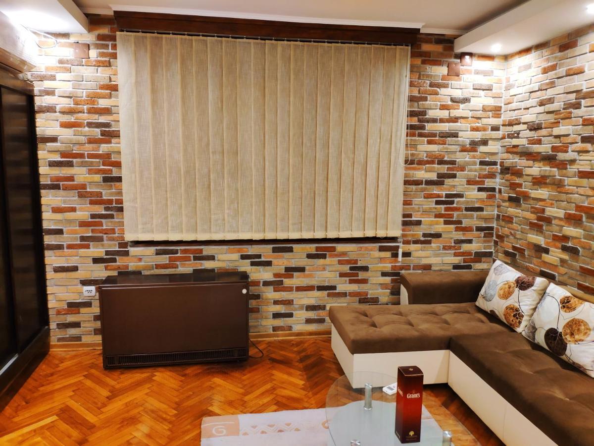 V2 With Love - Vintage Modern And Spacious Belgrad Dış mekan fotoğraf