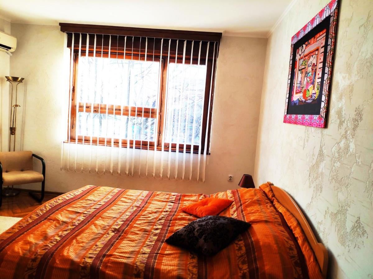 V2 With Love - Vintage Modern And Spacious Belgrad Dış mekan fotoğraf